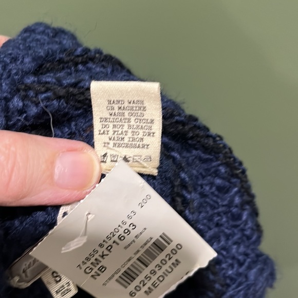 SALE! Bought at Buckle - Navy Blue Cowl Neck Fringe Sweater by Gimmicks - Small - Picture 9 of 15